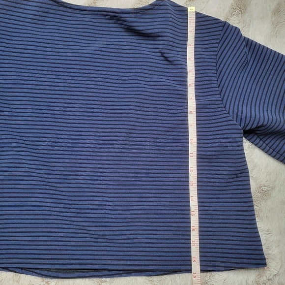 BCBGeneration Navy Combo Black Boxy Top Size M/L Ruffle Skirt Size 10 Set - Picture 9 of 13